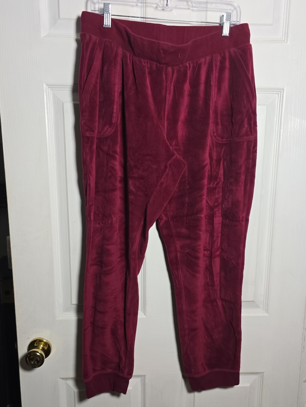 Calvin Klein Women's Velour Jogger Pants - Burgundy